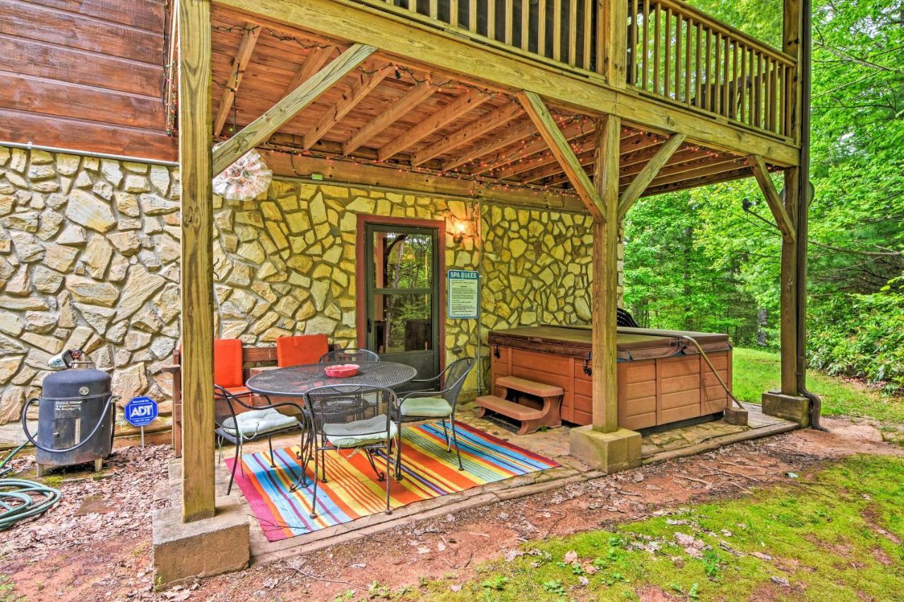 Bryson City Cabin With Hot Tub, Views And Pool Table! Екстер'єр фото