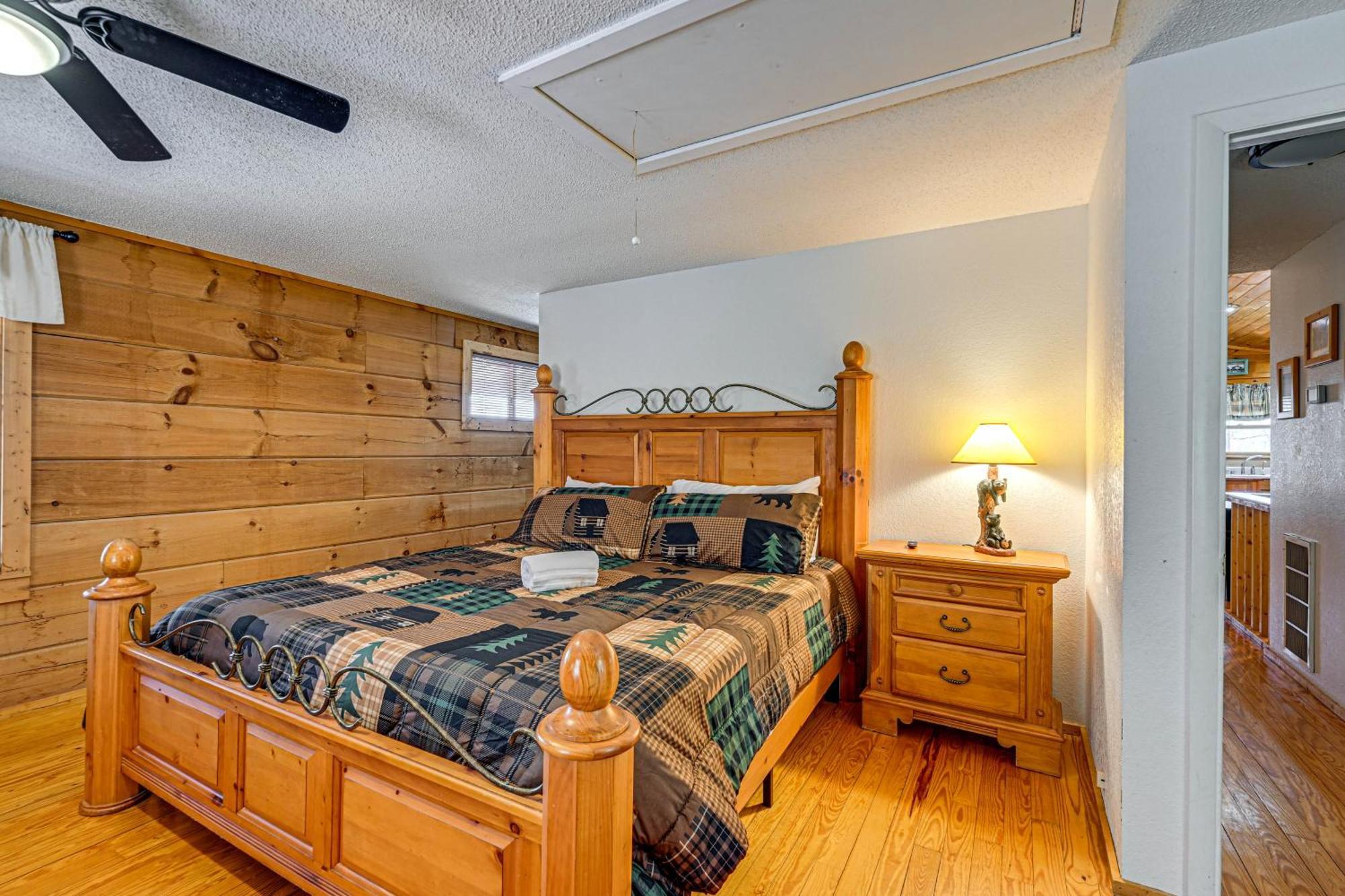 Bryson City Cabin With Hot Tub, Views And Pool Table! Екстер'єр фото